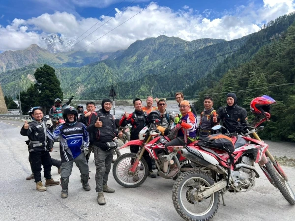 RE Himalayan 450 vs Honda CRF250L: which to choose for Nepal
