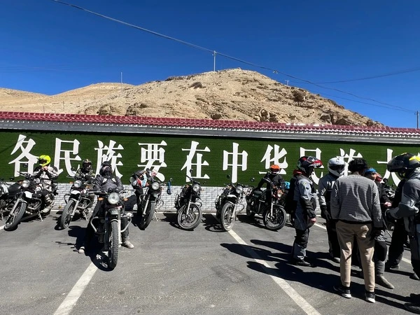 नेपाल to Tibet Motorbike Tour: Visa Rules for Riders Entering from India