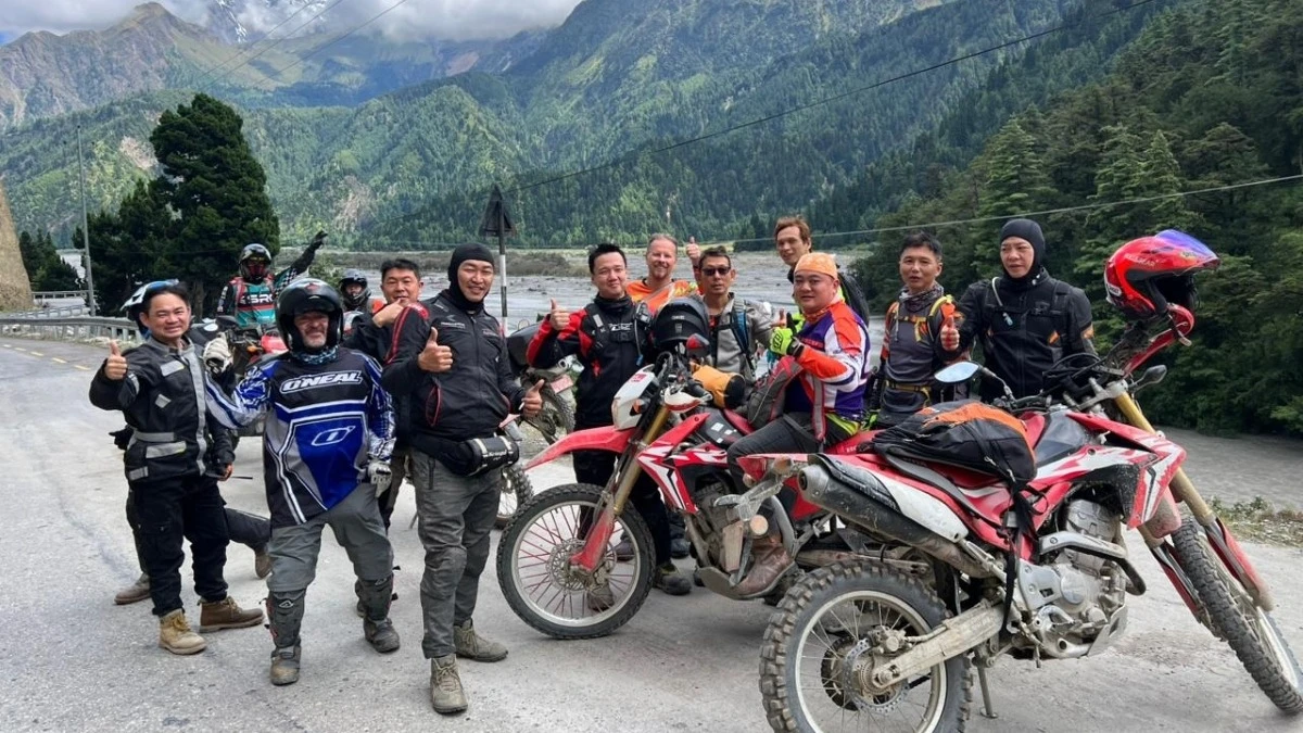 RE Himalayan 450 vs Honda CRF250L: which to choose for Nepal