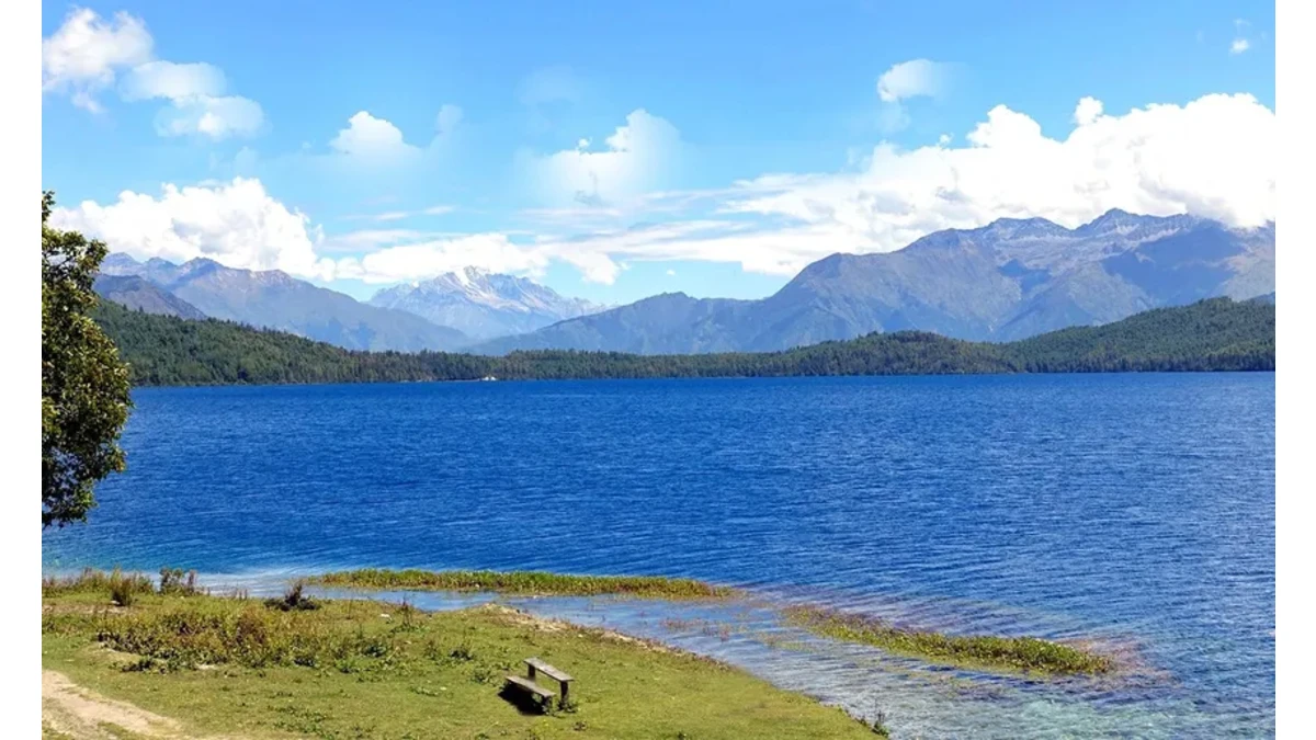 What Road Conditions to Expect on a Motorbike Ride to Rara Lake